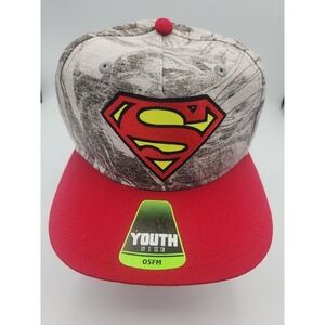 New Youth Superman Snapback Adjustable Hat Cap OSFM NWT DC Comics